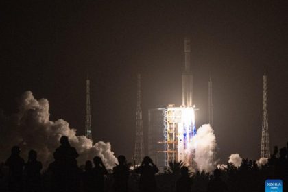 China launches new cargo craft