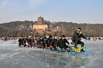 Beijing embraces ice-and-snow tourism boom
